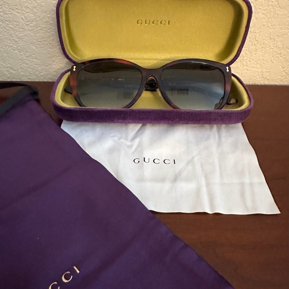 Gucci Sunglasses & Case